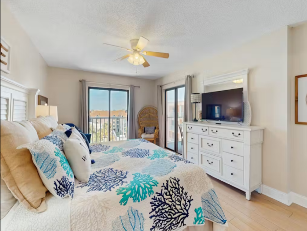 Lovely Oceanfront 3 Bedroom Vacation Condo